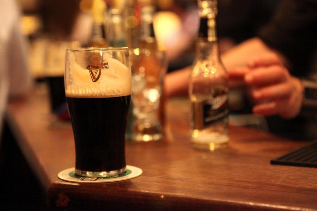 Crotty'S Pub & Accommodation คิลรัช ภายนอก รูปภาพ
